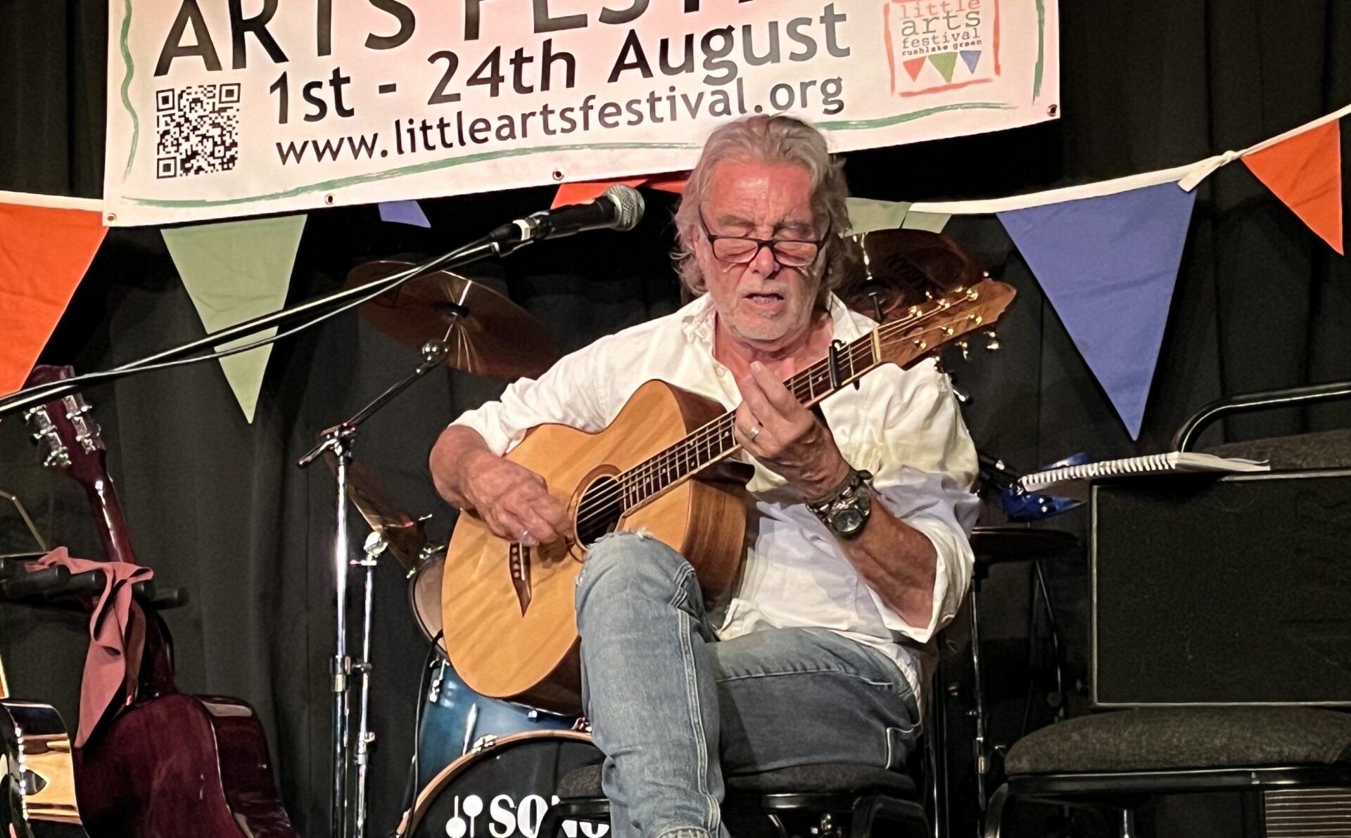 NIGEL HORN LIVE at BLUEBELL ROOTS Arlington Village Hall 6th April 25